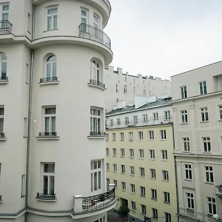 Wilcza 3 Blue - 260 Metrow Od Ambasady - Better Apartmán Varšava