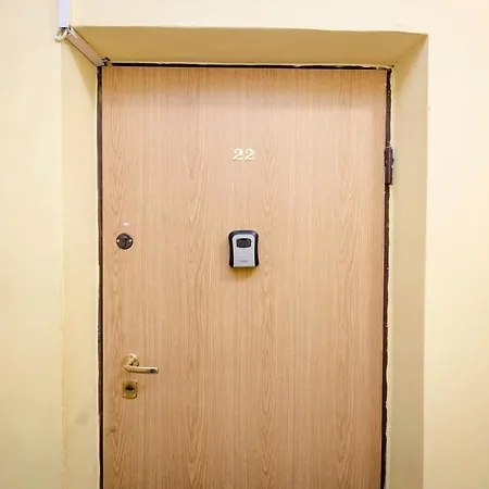 Wilcza 3 Blue - 260 Metrow Od Ambasady - Better *