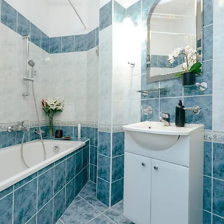 Apartment Wilcza 3 Blue - 260 Metrow Od Ambasady - Better Warschau