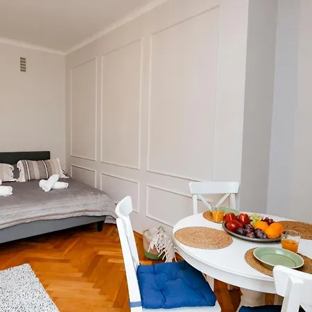 Apartment Wilcza 3 Blue - 260 Metrow Od Ambasady - Better