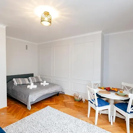 Apartment Wilcza 3 Blue - 260 Metrow Od Ambasady - Better *