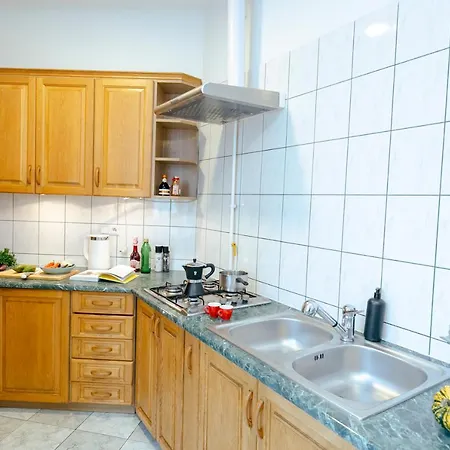 Wilcza 3 Blue - 260 Metrow Od Ambasady - Better