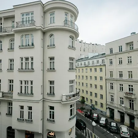 Wilcza 3 Blue - 260 Metrow Od Ambasady - Better *