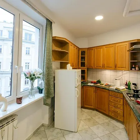 Wilcza 3 Blue - 260 Metrow Od Ambasady - Better 华沙