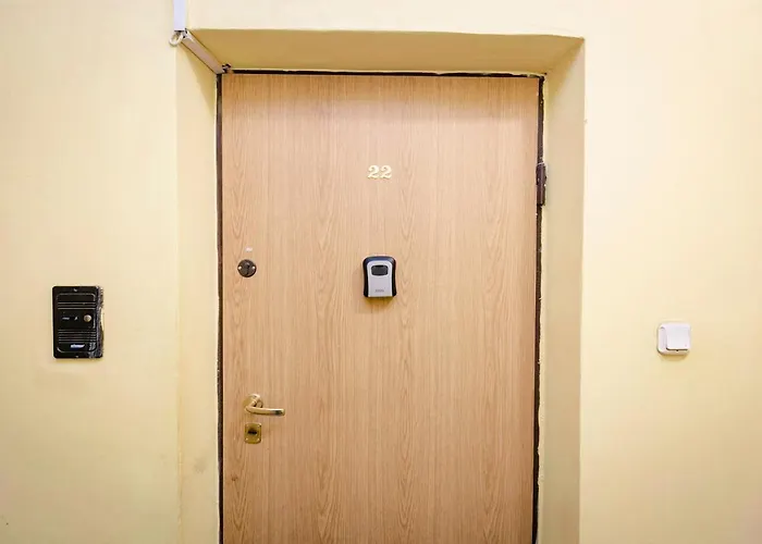 Wilcza 3 Blue - 260 Metrow Od Ambasady - Better *