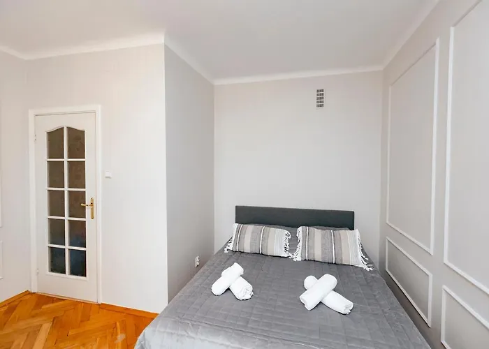 Daire Wilcza 3 Blue - 260 Metrow Od Ambasady - Better