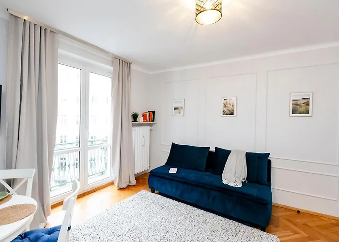 Wilcza 3 Blue - 260 Metrow Od Ambasady - Better Daire