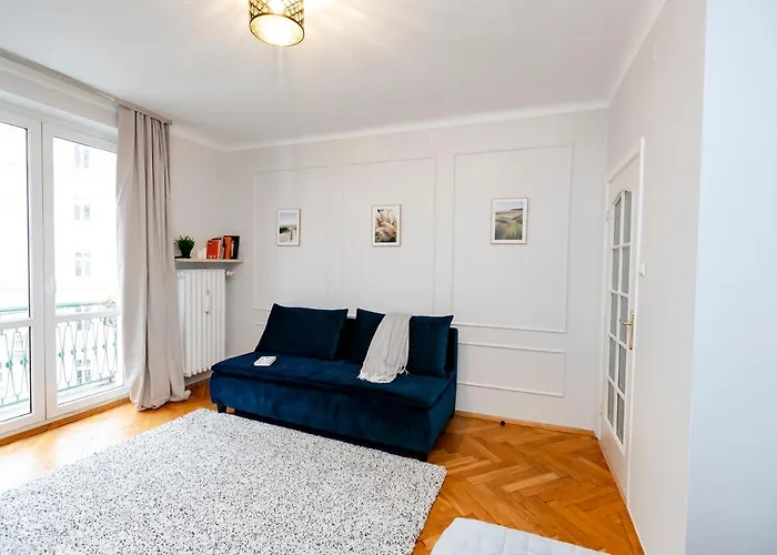 Wilcza 3 Blue - 260 Metrow Od Ambasady - Better * Varşova