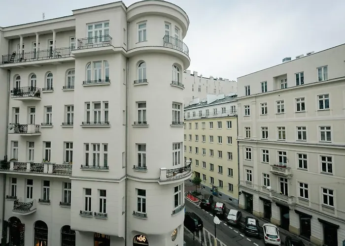 Wilcza 3 Blue - 260 Metrow Od Ambasady - Better *